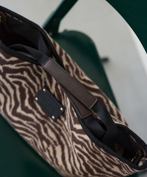 BARNYARDSTORM(バンヤードストーム)の「BARNYARDSTORM / キレイめ起毛ハンドルトート【WEB限定カラー】(トートバッグ・レディース・チャコールグレー/その他4/キャメル/その他5・FREE)」の8枚目の写真