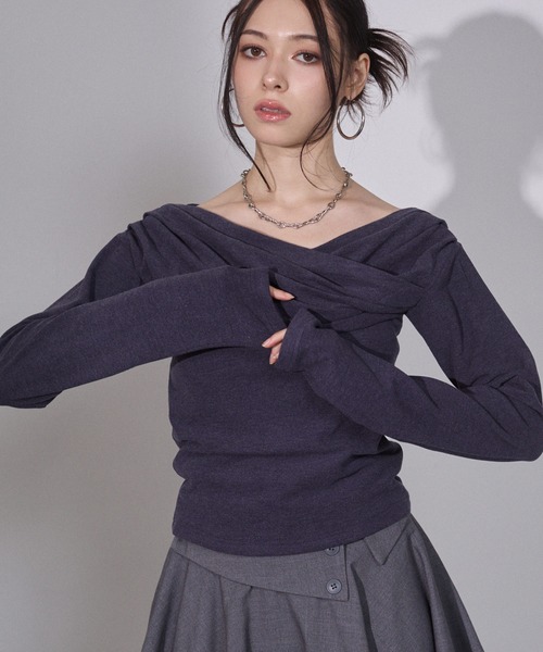 ENVYM（アンビー）の「ギャザーカシュクールトップス（Tシャツ/カットソー・レディース・ネイビー/グレー/ブラック/レッド・FREE）」の4枚目の写真