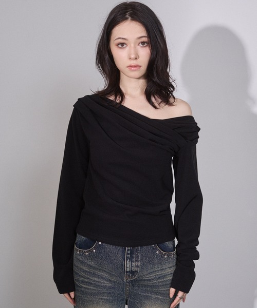 ENVYM（アンビー）の「ギャザーカシュクールトップス（Tシャツ/カットソー・レディース・ネイビー/グレー/ブラック/レッド・FREE）」の9枚目の写真