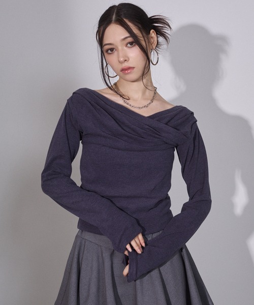 ENVYM（アンビー）の「ギャザーカシュクールトップス（Tシャツ/カットソー・レディース・ネイビー/グレー/ブラック/レッド・FREE）」の21枚目の写真