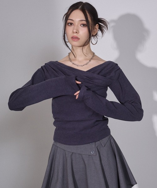 ENVYM（アンビー）の「ギャザーカシュクールトップス（Tシャツ/カットソー・レディース・ネイビー/グレー/ブラック/レッド・FREE）」の20枚目の写真