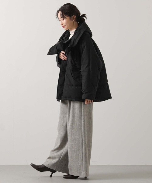 Gready Brilliant（グレディブリリアン）の「ドルマンフードダウン（ダウンジャケット/コート・レディース・ブラック/アイボリー・38）」の14枚目の写真