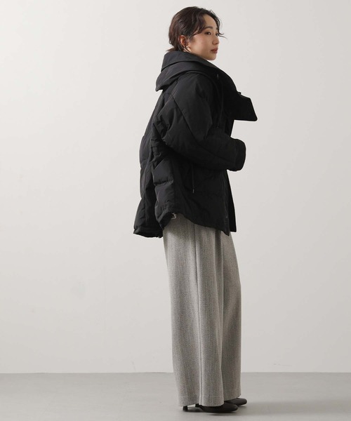 Gready Brilliant（グレディブリリアン）の「ドルマンフードダウン（ダウンジャケット/コート・レディース・ブラック/アイボリー・38）」の16枚目の写真