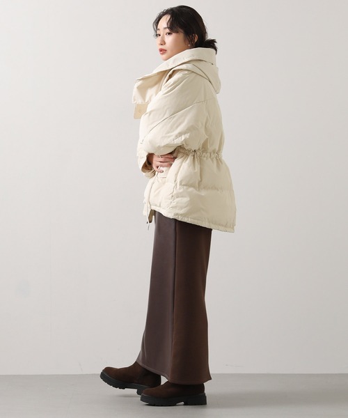 Gready Brilliant（グレディブリリアン）の「ドルマンフードダウン（ダウンジャケット/コート・レディース・ブラック/アイボリー・38）」の19枚目の写真