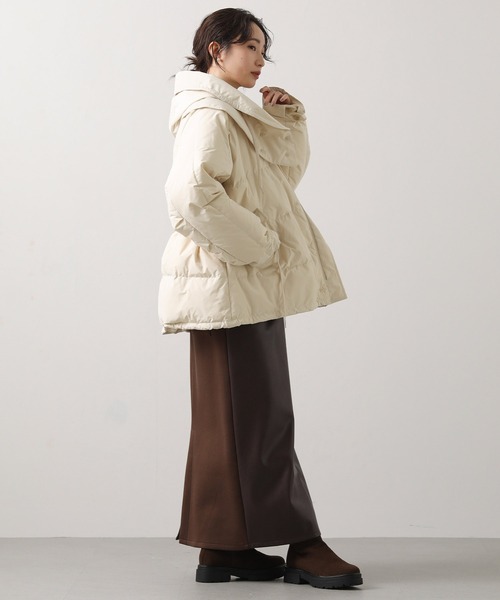 Gready Brilliant（グレディブリリアン）の「ドルマンフードダウン（ダウンジャケット/コート・レディース・ブラック/アイボリー・38）」の21枚目の写真