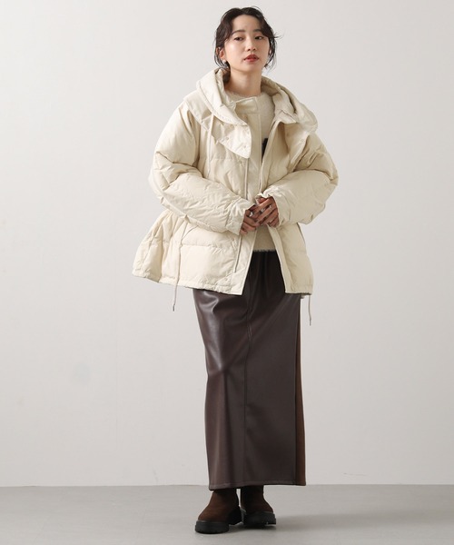 Gready Brilliant（グレディブリリアン）の「ドルマンフードダウン