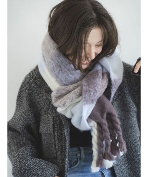 Ungrid(アングリッド)の「起毛大判ニットマフラー(マフラー・レディース・ブルー/レッド/イエロー/その他1・FREE)」の8枚目の写真