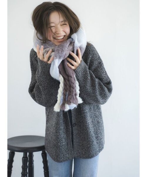 Ungrid(アングリッド)の「起毛大判ニットマフラー(マフラー・レディース・ブルー/レッド/イエロー/その他1・FREE)」の10枚目の写真