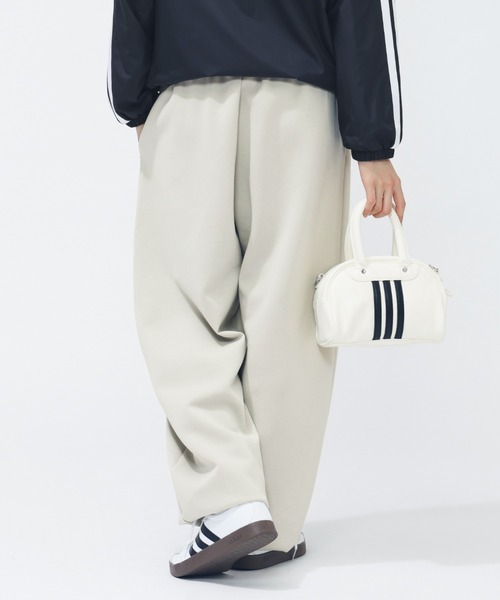 adidas（アディダス）の「アディダス adidas ALL SZN ソフト ラックス ルーズ パンツ（その他パンツ・レディース・ホワイト/ブラック・M/L/XL/S）」の4枚目の写真