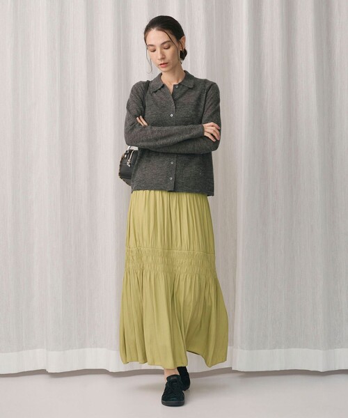 BEAUTY&YOUTH UNITED ARROWS（ビューティーアンドユースユナイテッドアローズ）の「【WEB限定】シャーリング キリカエ フレアスカート（スカート・レディース・オフホワイト/ネイビー/ライム・FREE）」の4枚目の写真