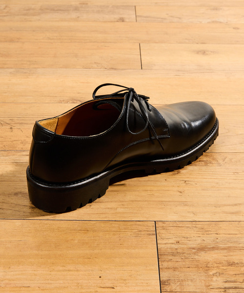Tomo & Co(トモアンドシーオー)の「Tomo&Co トモアンドシーオー / OFFICER SHOES デュプイレザースリーアイレットオフィサーシューズ / TMTKS-S-0054(ドレスシューズ・メンズ・ブラック・27cm/26cm/25cm)」の2枚目の写真