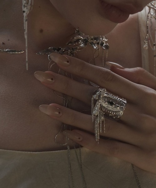 Vipoa（ヴィポア）の「Silver tassel ring（リング・レディース・シルバー・FREE）」の3枚目の写真