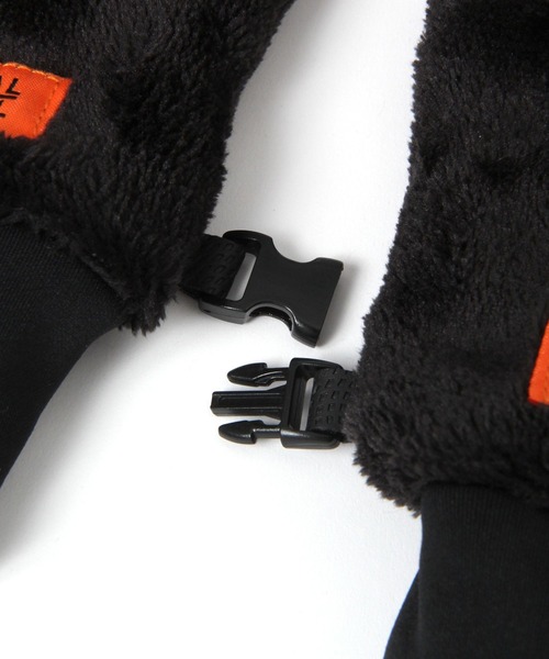 UNIVERSAL OVERALL(ユニバーサルオーバーオール)の「【UNIVERSAL OVERALL(ユニバーサルオーバーオール)】ファーフードグローブ(手袋・レディース・その他1/ブラック・FREE)」の15枚目の写真