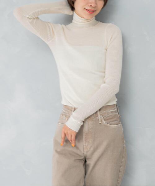 URBAN RESEARCH ROSSO WOMEN(アーバンリサーチ ロッソ)の「GICIPI PRUGNA(ニット/セーター・レディース・ブラック/オフホワイト・3)」の2枚目の写真