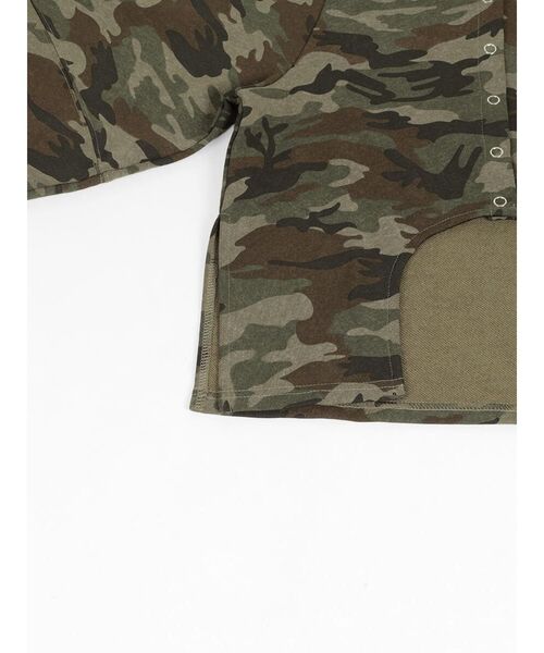 :ETHROF(イーサオブ)の「CAMOUFLAGE FRONT CURVE LONG SLEEVE TOPS(Tシャツ/カットソー・レディース・カーキ/グレー・FREE)」の10枚目の写真