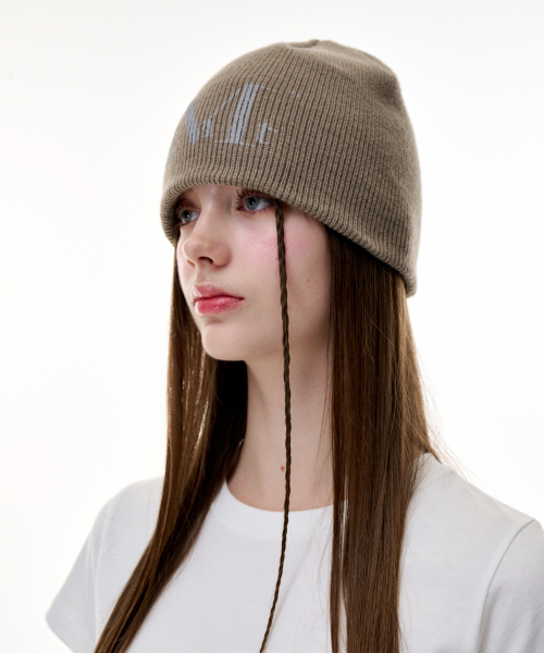 MUCENT(ムセント)の「シグニチャービーニー (4カラー)(ニットキャップ/ビーニー・レディース・Beige/ブラック/アイボリー/グレー・FREE)」の8枚目の写真