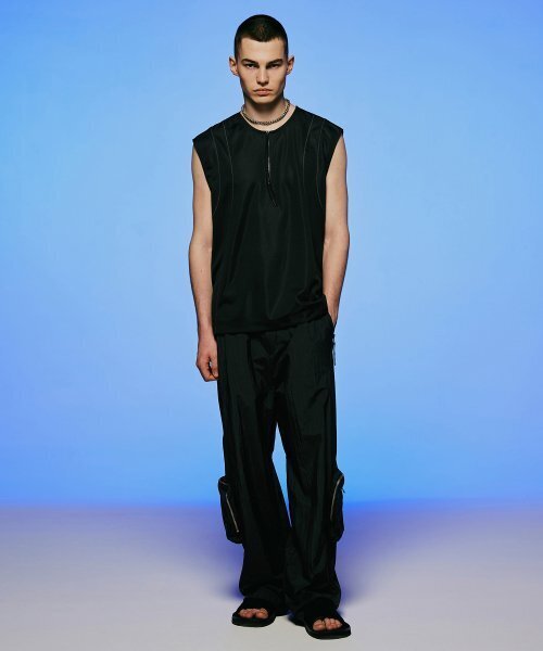INSILENCE(インサイロンス)の「アジャスタブルカーゴパンツ BLACK(その他パンツ・レディース・その他・MEDIUM/LARGE)」の1枚目の写真