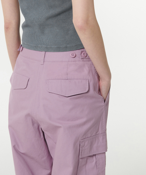 MUSINSA STANDARD WOMAN（ムシンサスタンダードウーマン）の「ウィメンズワイドカーゴパンツ[ダスティピンク]（その他パンツ・レディース・その他・30/24/25/26/27/28/29）」の4枚目の写真