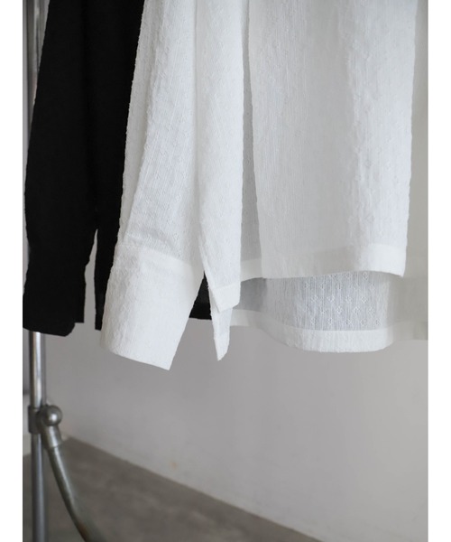 FIL DE FER（フィルデフェール）の「テクスチャード小紋　スタンドネックブラウス（シャツ/ブラウス・レディース・ホワイト/ブラック・FREE）」の7枚目の写真