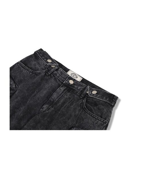 GUBIN(グビン)の「マックスポケットウォッシングワイドデニムパンツ(デニムパンツ・レディース・その他・MEDIUM/LARGE/SMALL)」の13枚目の写真