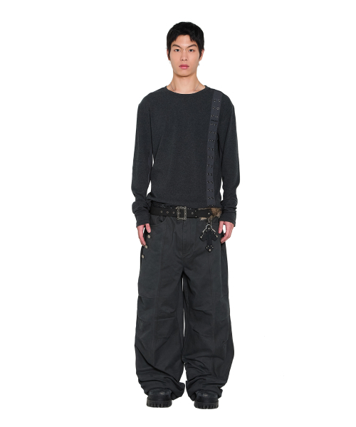 AAKAM（アーカム）の「Side Eyelet Long Sleeve (Dark Gray)（Tシャツ/カットソー・レディース・その他・1/2）」の10枚目の写真