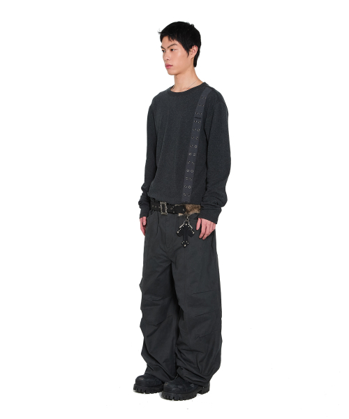 AAKAM（アーカム）の「Side Eyelet Long Sleeve (Dark Gray)（Tシャツ/カットソー・レディース・その他・1/2）」の11枚目の写真