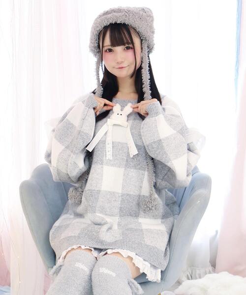 Whinny（ホワイニー）の「Whinny/ふんわりふわふわウィンター（ニット/セーター・レディース・グレー/ブラック/サックスブルー・FREE）」の6枚目の写真