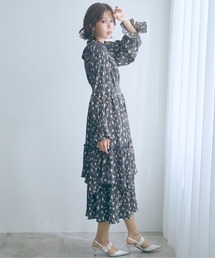 marun | <大きいサイズ>楊柳フラワープリントプリーツ重ねワンピース marun(ワンピース)