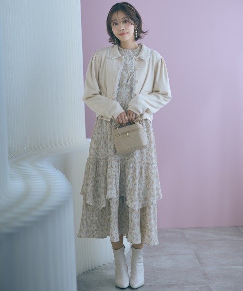 marun（マルン）の「＜大きいサイズ＞楊柳フラワープリントプリーツ重ねワンピース marun（ワンピース・レディース・ベージュ/ブラック・4L/3L/LL/L/5L）」の16枚目の写真