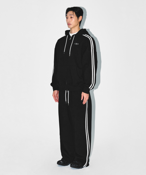 BORN TO WIN（ボーントゥウィン）の「CHROME B TRACK LINE HOODIE ZIP-UP [BLACK]（ジャージ・メンズ・その他・1/2/3）」の8枚目の写真