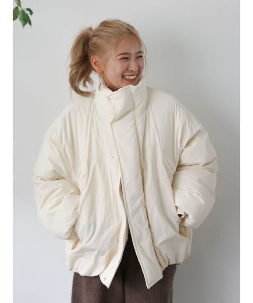 Ungrid（アングリッド）の「中綿モンスターコート（ブルゾン・レディース・アイボリー/ブラック/カーキ・FREE）」の18枚目の写真