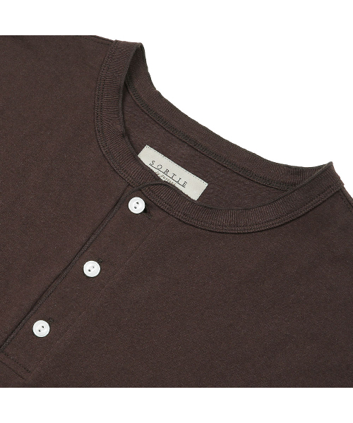 sortie(ソルティ)の「Utility Henly neck T-Shirts (Brown)(Tシャツ/カットソー・メンズ・その他・LARGE/X-LARGE/MEDIUM)」の3枚目の写真