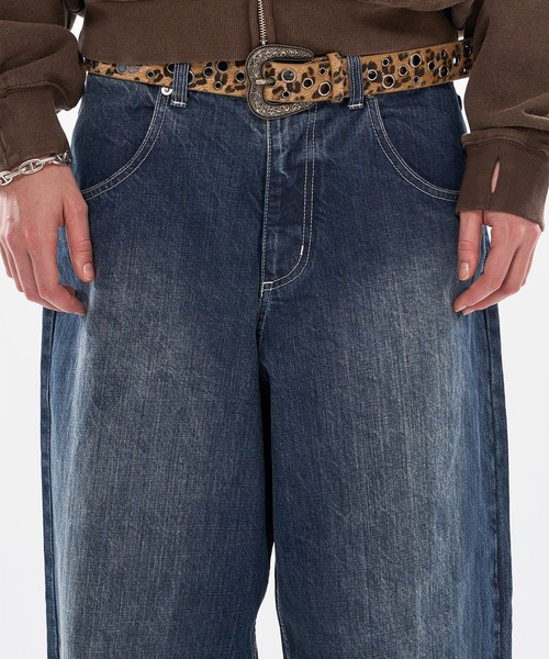 WISH FOR EVER（ウィッシュフォーエバー）の「【 2color / 3size 】SPECIAL SLAB DENIM WIDE CURVE DENIM（デニムパンツ・メンズ・ブラック/インディゴブルー・LARGE/MEDIUM/SMALL）」の5枚目の写真