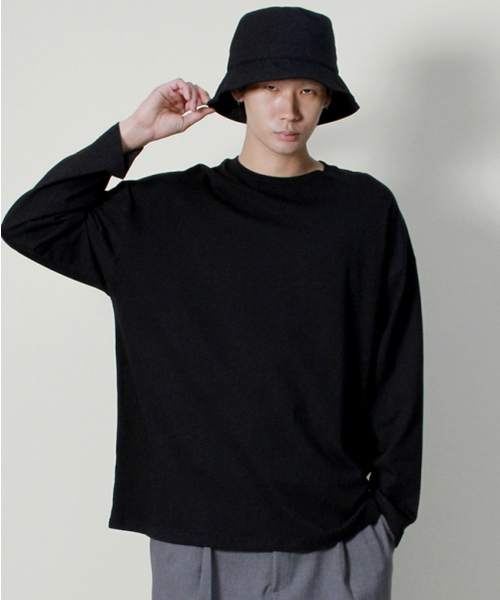 DEMARC(ドゥマーク)の「クルーネックボックスフィット長袖Tシャツソリッドブラックver3(Tシャツ/カットソー・メンズ・その他・LARGE/MEDIUM)」の1枚目の写真