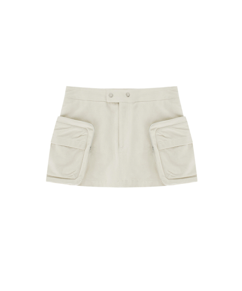 KASHIKO(カシコ)の「Fluffy Cargo Mini Skirt Pants Ivory(スカート・レディース・その他・SMALL/MEDIUM)」の1枚目の写真