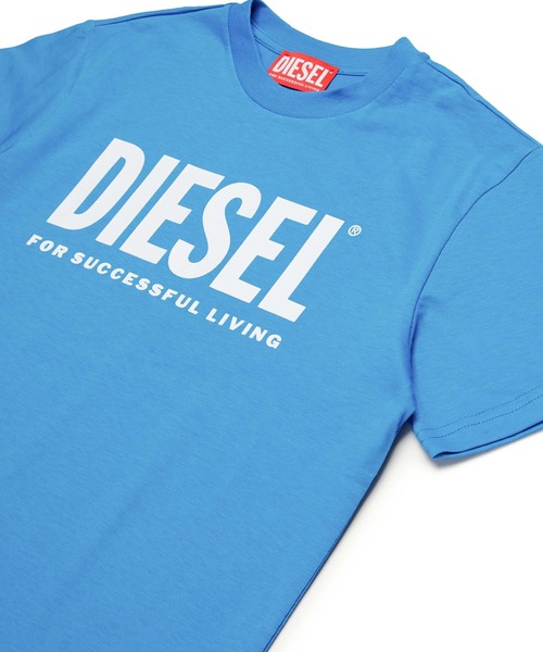 DIESEL KIDS（ディーゼルキッズ）の「DIESEL（ディーゼル）Kids & Junior ブランドロゴ半袖Tシャツカットソー（Tシャツ/カットソー・キッズ・ホワイト/ピンク/レッド/ブルー/ブラック・4Y/6Y/8Y/10Y/12Y/14Y/16Y）」の9枚目の写真