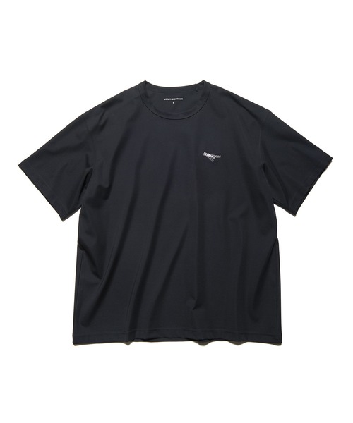 uniform experiment(ユニフォームエクスペリメント)の「WIDE TEE(Tシャツ/カットソー・メンズ・ブラック/ホワイト/ネイビー・4/3/2/5/1)」の2枚目の写真