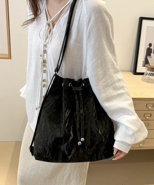 SHEPP(シープ)の「【3WAY】巾着 リュック ショルダートート(ショルダーバッグ・レディース・シルバー/ブルー/ブラック/アイボリー/ピンク・F)」の6枚目の写真