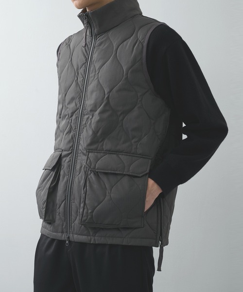 TAION(タイオン)の「【TAION】ミリタリー リブハイネックWジップ ダウンベスト / MILITARY W-ZIP LIB HI NECK DOWN VEST(ダウンジャケット/コート・メンズ・ブラック/ダークグレー・L/XL)」の19枚目の写真