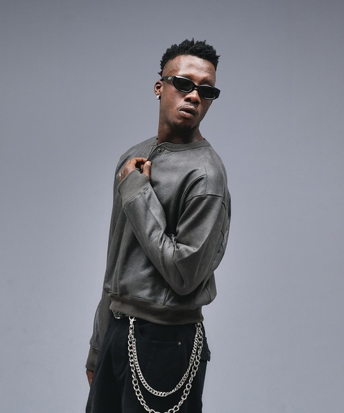 ANDER HUNK(アンダーハンク)の「Leather Like Coated Henry neck Sweat / レザーライクコーティングヘンリーネックスウェット(スウェット・メンズ・バーガンディー/ブラック・MEDIUM/LARGE)」の7枚目の写真