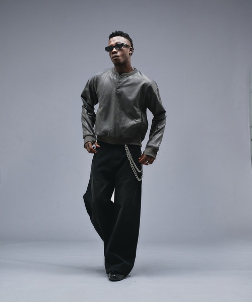 ANDER HUNK(アンダーハンク)の「Leather Like Coated Henry neck Sweat / レザーライクコーティングヘンリーネックスウェット(スウェット・メンズ・バーガンディー/ブラック・MEDIUM/LARGE)」の17枚目の写真