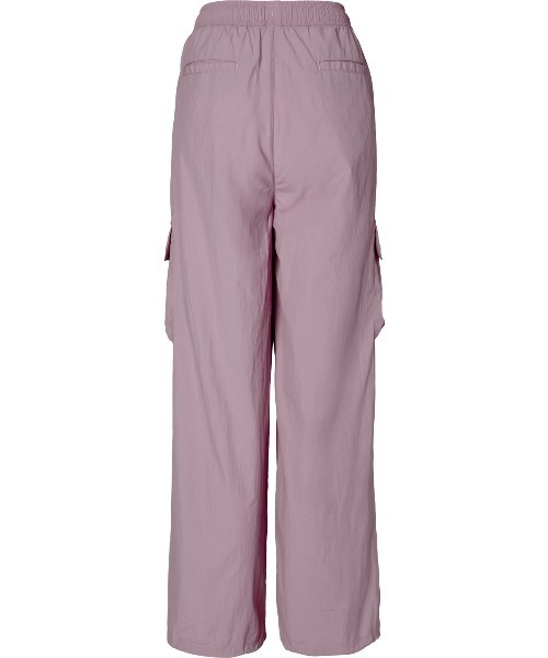 le coq sportif(ルコックスポルティフ)の「【はっ水】ナイロンワッシャーカーゴパンツ(カーゴパンツ・レディース・ネイビー/ピンク・XL/L/M/S)」の17枚目の写真
