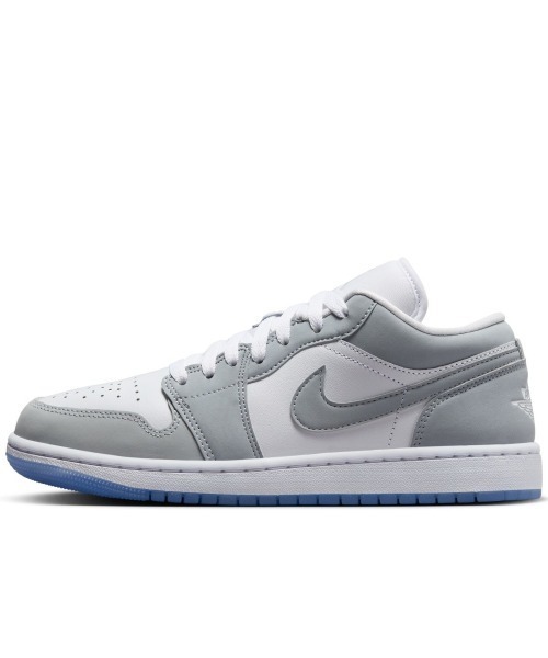 JORDAN BRAND(ジョーダンブランド)の「JORDAN BRAND Air Jordan 1 Low(ジョーダンブランド ウィメンズ エア ジョーダン 1 Low)(スニーカー・レディース・ホワイト系/グレー系・25.5cm/29cm/28.5cm/27.5cm/27cm/26.5cm/26cm/28cm/23.5cm/24.5cm/23cm/25cm/24cm)」の13枚目の写真