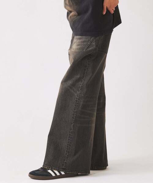 JOURNAL STANDARD relume（ジャーナルスタンダード　レリューム）の「スモーキーデニム 11oz ワイド エンジニアド パンツ（デニムパンツ・メンズ・コバルトブルー/ブラック系その他/クリアブルー・MEDIUM/LARGE）」の21枚目の写真