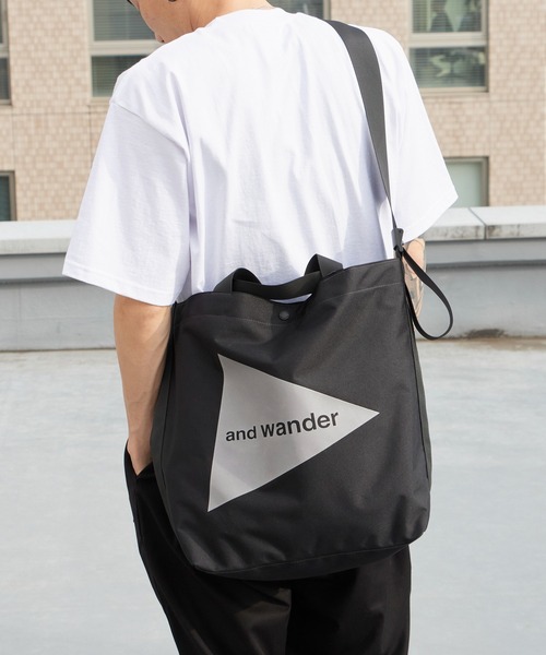 and wander（アンドワンダー）の「and wander/アンドワンダー recycle OX logo tote bag リサイクルポリエステル トートバッグ 2026年春夏（トートバッグ・メンズ・ブラック・FREE）」の4枚目の写真