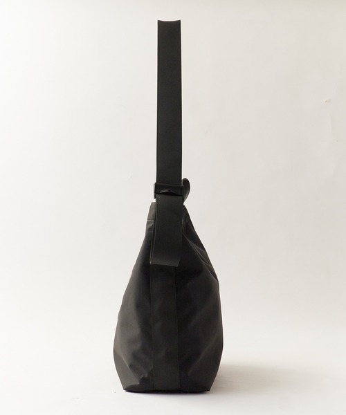 and wander（アンドワンダー）の「and wander/アンドワンダー recycle OX logo tote bag リサイクルポリエステル トートバッグ 2026年春夏（トートバッグ・メンズ・ブラック・FREE）」の10枚目の写真