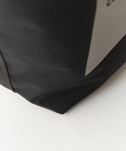 and wander（アンドワンダー）の「and wander/アンドワンダー recycle OX logo tote bag リサイクルポリエステル トートバッグ 2026年春夏（トートバッグ・メンズ・ブラック・FREE）」の15枚目の写真