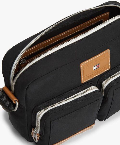 TOMMY HILFIGER（トミーヒルフィガー）の「カジュアルフラッグクロスオーバー（ショルダーバッグ・メンズ・ブラック・FREE）」の4枚目の写真