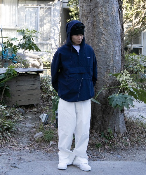 APPLEBUM(アップルバム)の「Stretch Waterproof Anorak(ブルゾン・メンズ・ライトピンク/ネイビー・LARGE/X-LARGE/MEDIUM)」の4枚目の写真