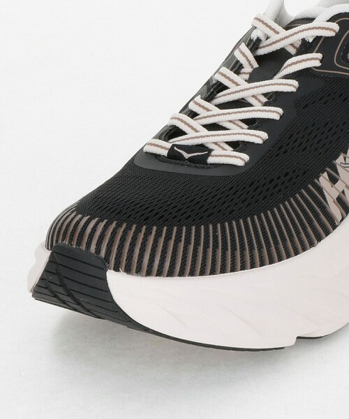 HOKA（ホカ）の「＜HOKA＞ウィメンズ ボンダイ 7/スニーカー（スニーカー・レディース・ブラック/ライトピンク・24.5cm/24cm/23.5cm/25cm/23cm）」の17枚目の写真